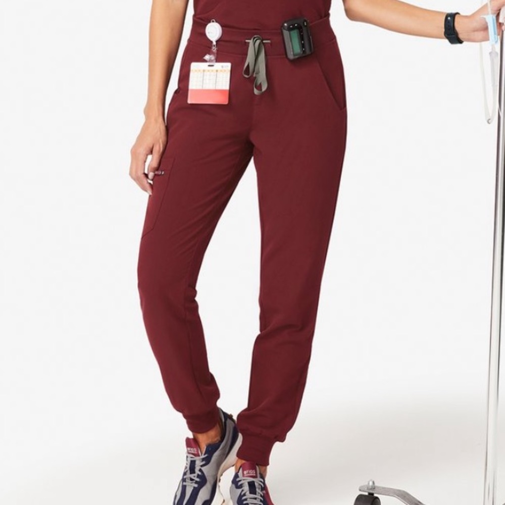 FIGS zamora scrub pants